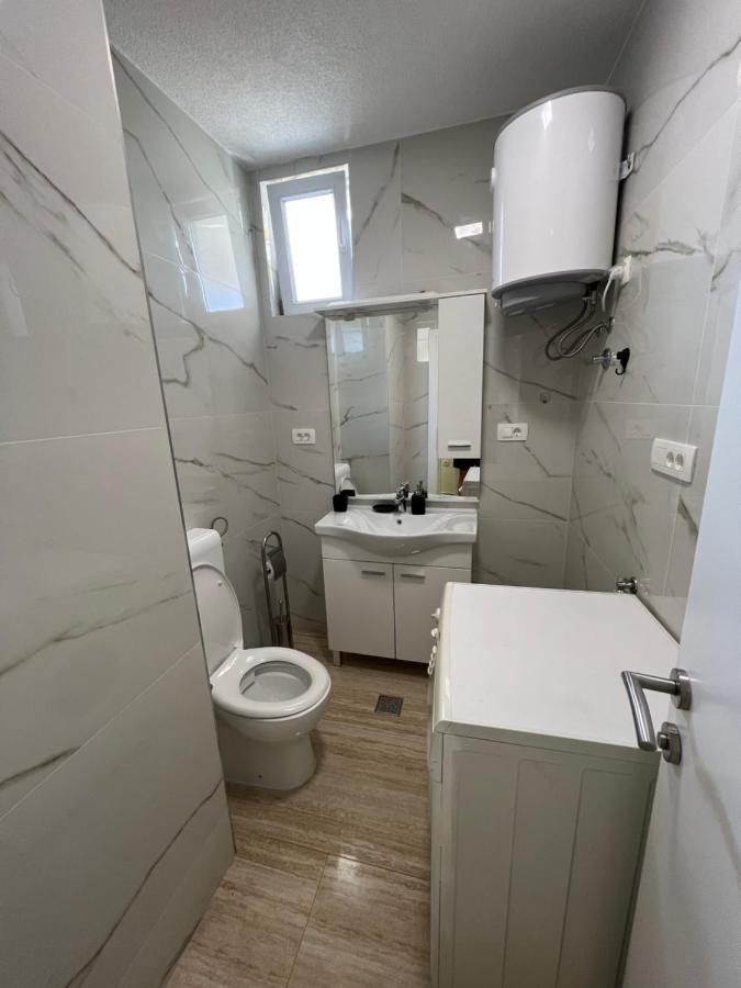 Apartment Vujcic Donji Okrug (Ciovo) Exterior foto
