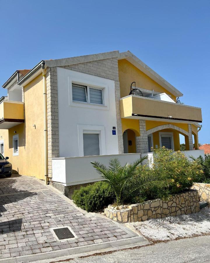 Apartment Vujcic Donji Okrug (Ciovo) Exterior foto